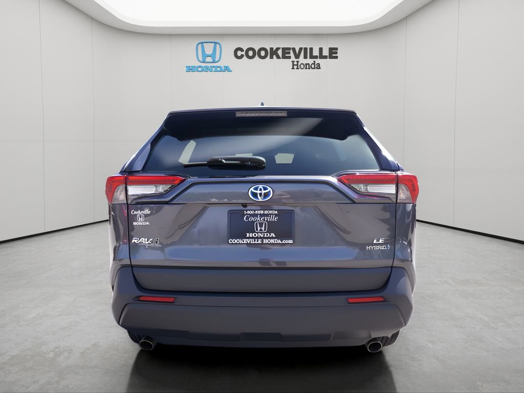 Used 2024 Toyota RAV4 LE image 8