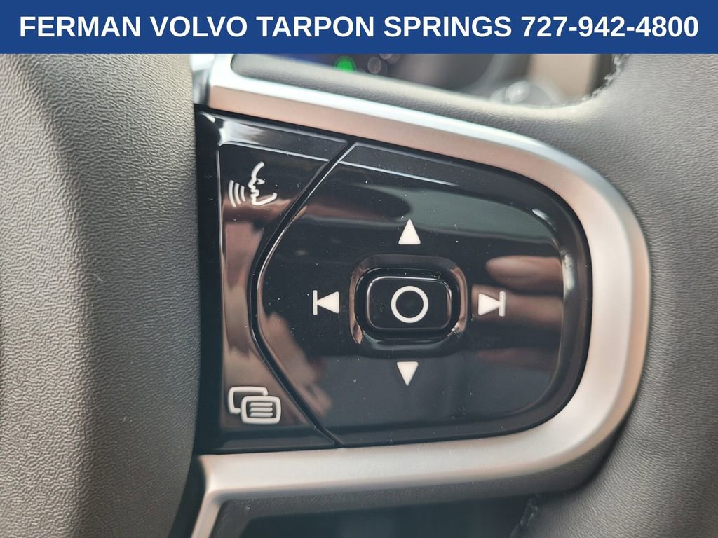 New 2026 Volvo XC90 B6 Plus w/ Protection Package Premier image 31