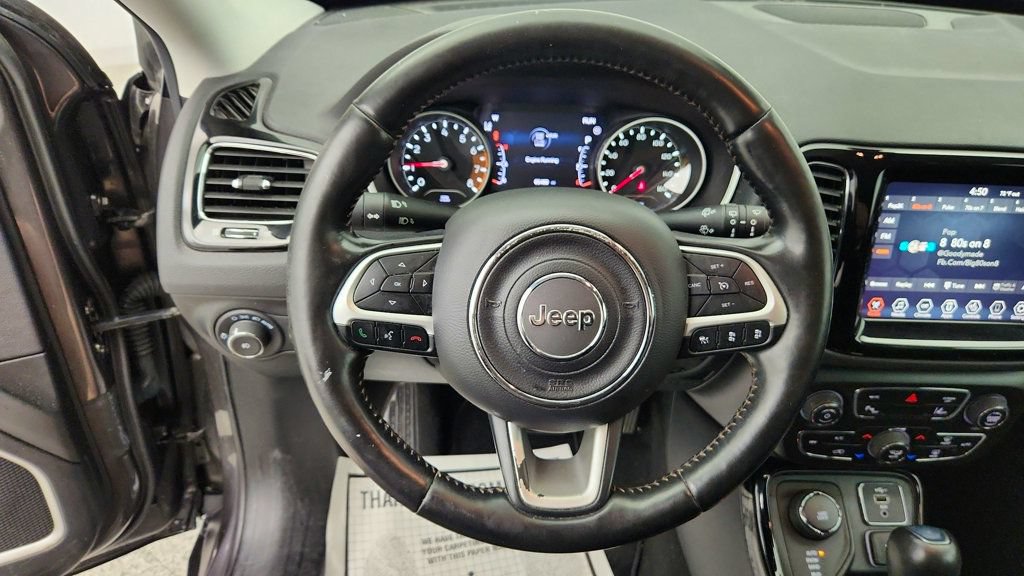 Used 2021 Jeep Compass Limited AWD/4WD image 12