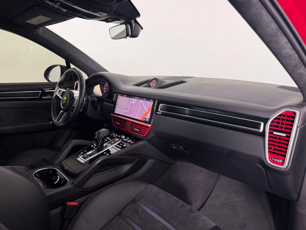 Certified 2021 Porsche Cayenne GTS AWD/4WD image 21