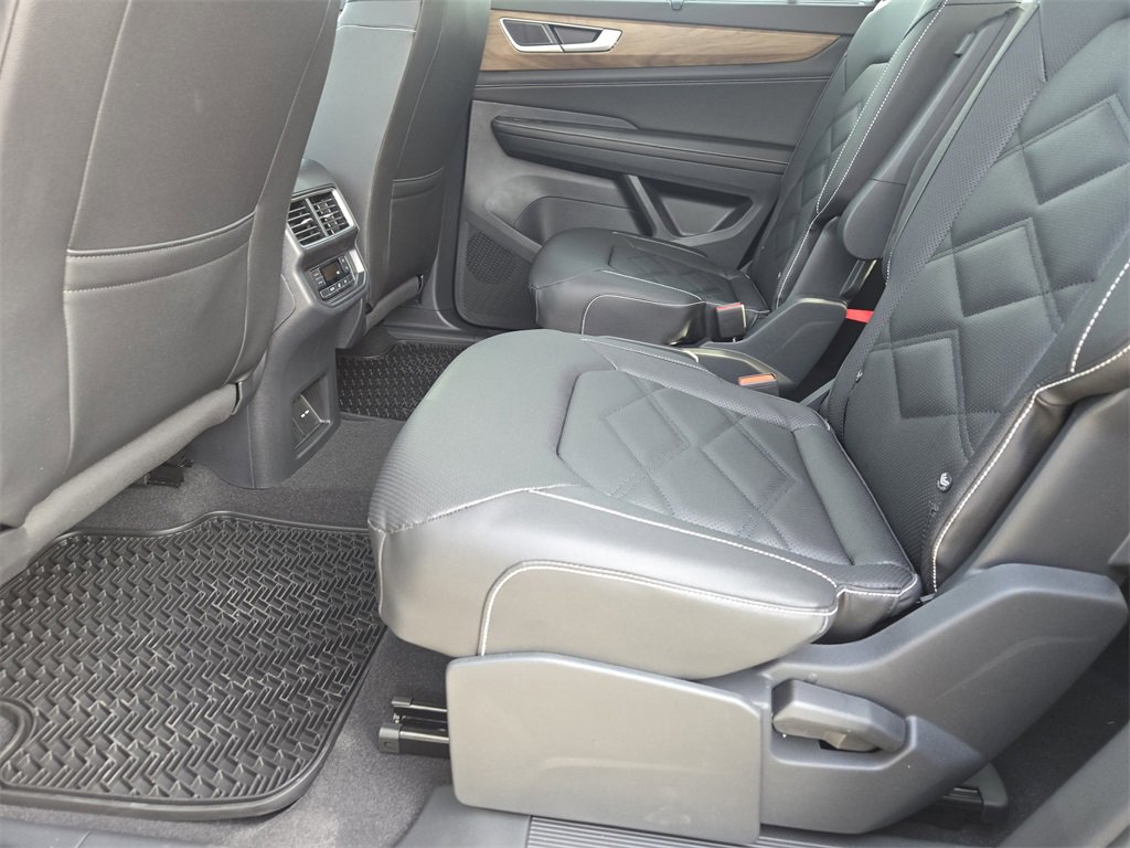 New 2026 Volkswagen Atlas SE image 22