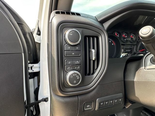 New 2026 GMC Sierra 2500 Pro w/ 1SA Pro Safety Plus Package AWD/4WD image 15