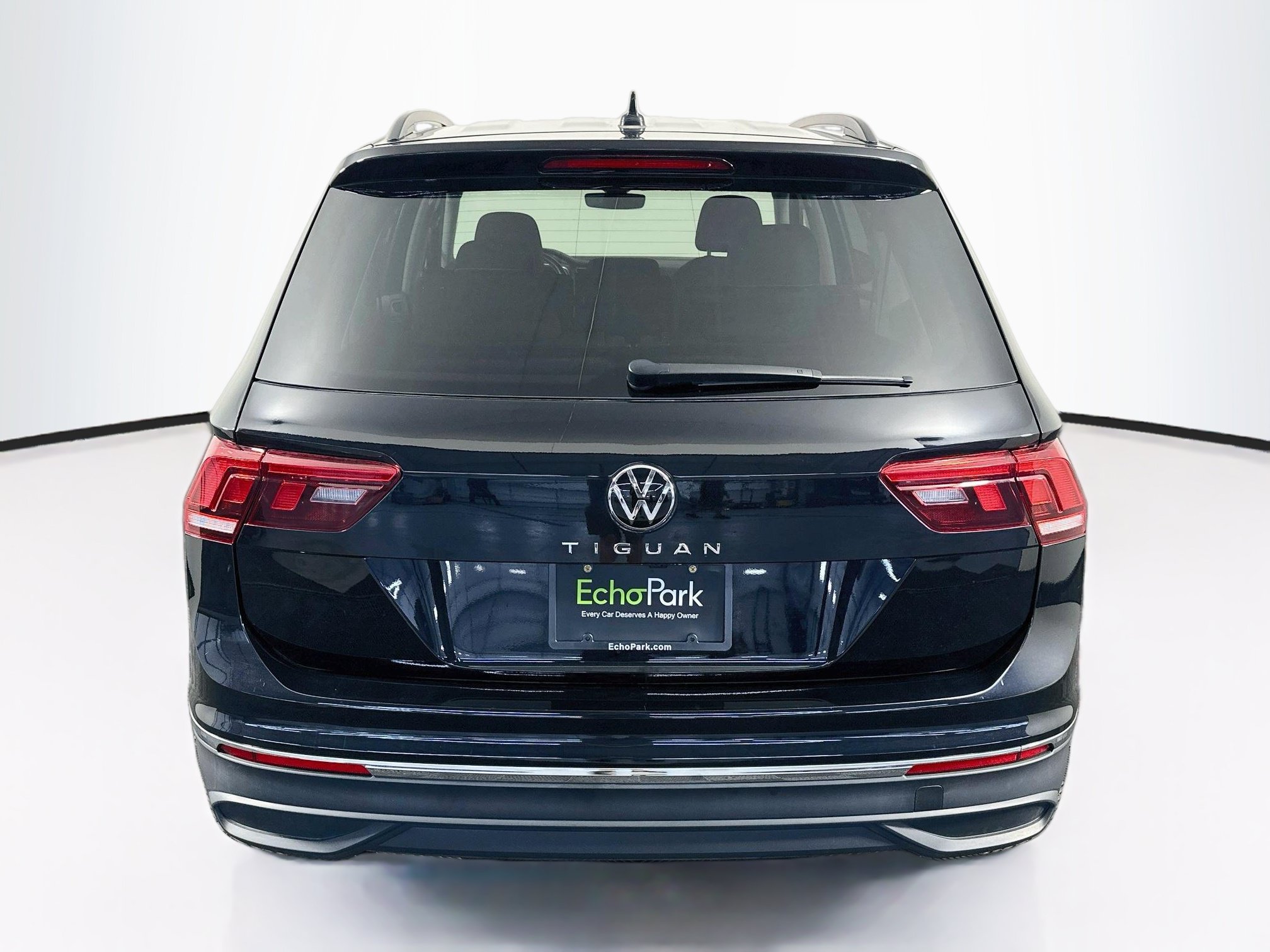 Used 2024 Volkswagen Tiguan S FWD image 7