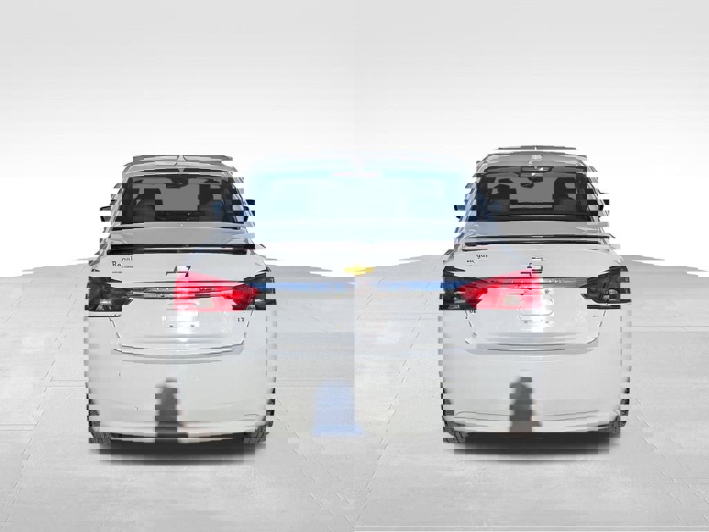 Used 2018 Chevrolet Impala LT image 4