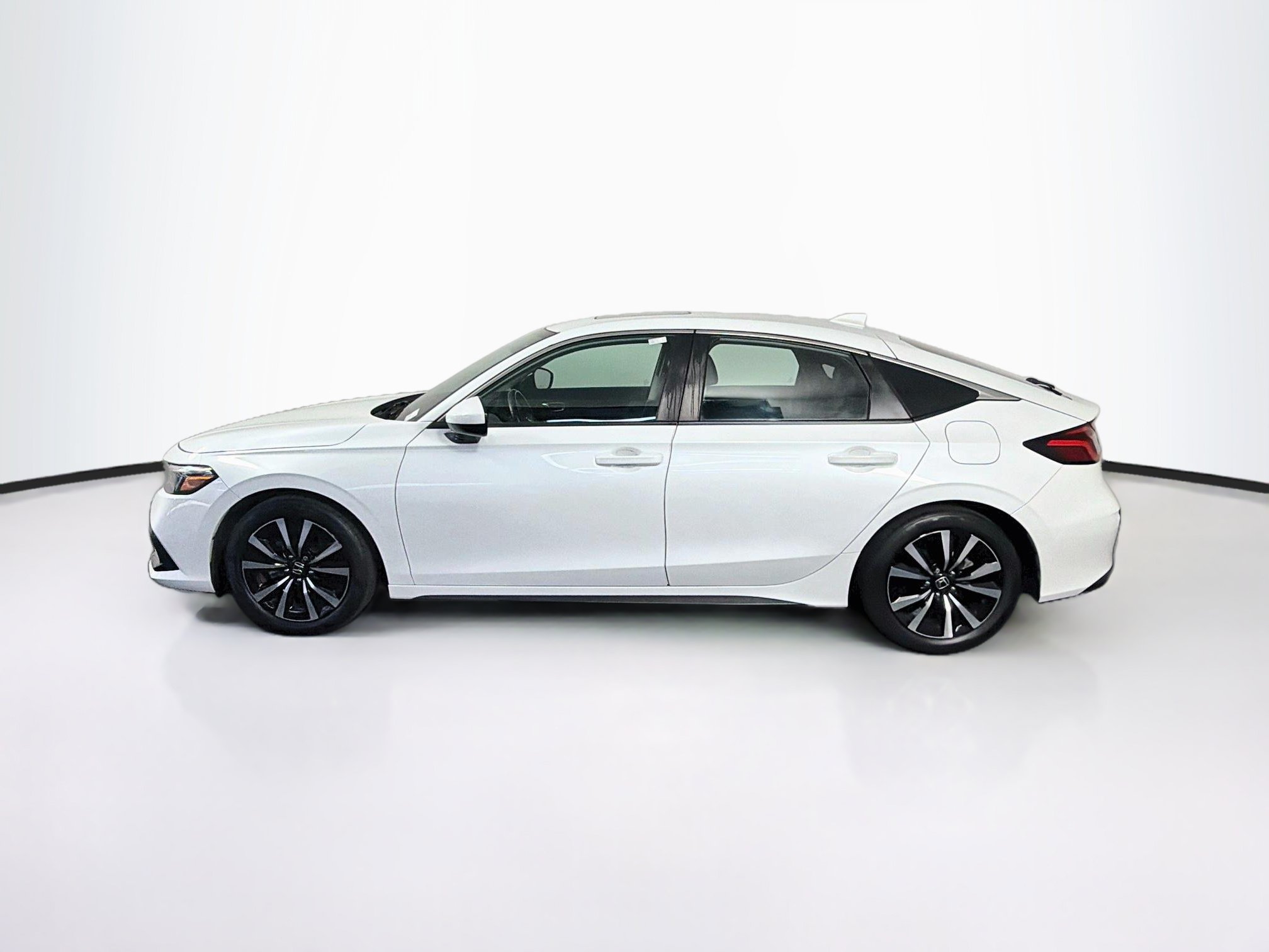 Used 2024 Honda Civic EX-L image 4