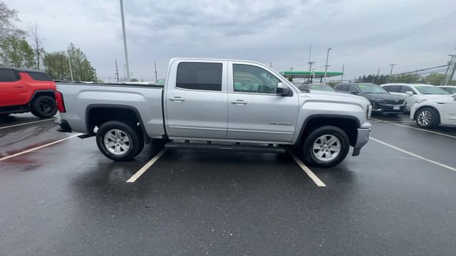 Used 2018 GMC Sierra 1500 SLE w/ SLE Value Package AWD/4WD image 9