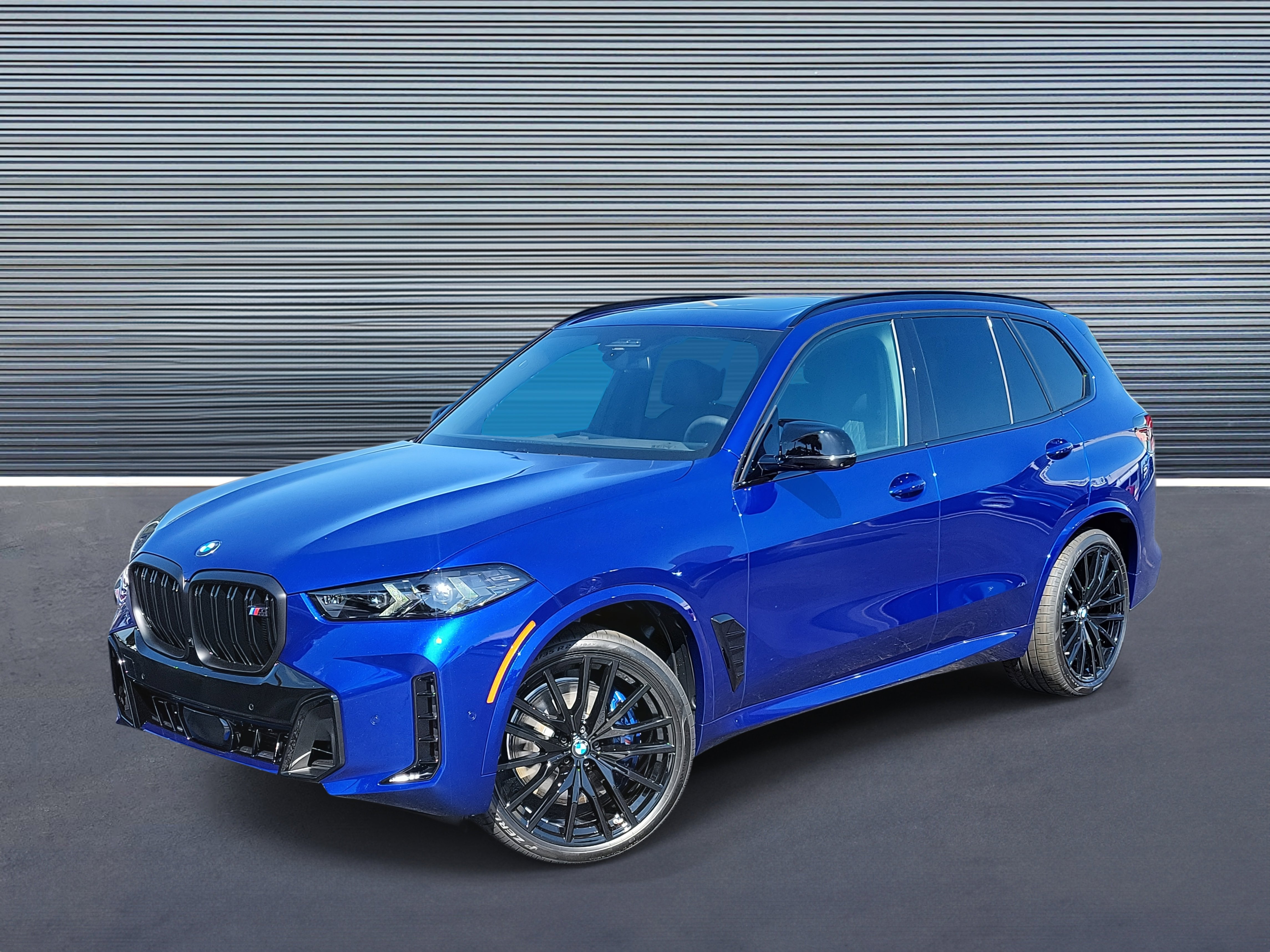 New 2026 BMW X5 M60i
