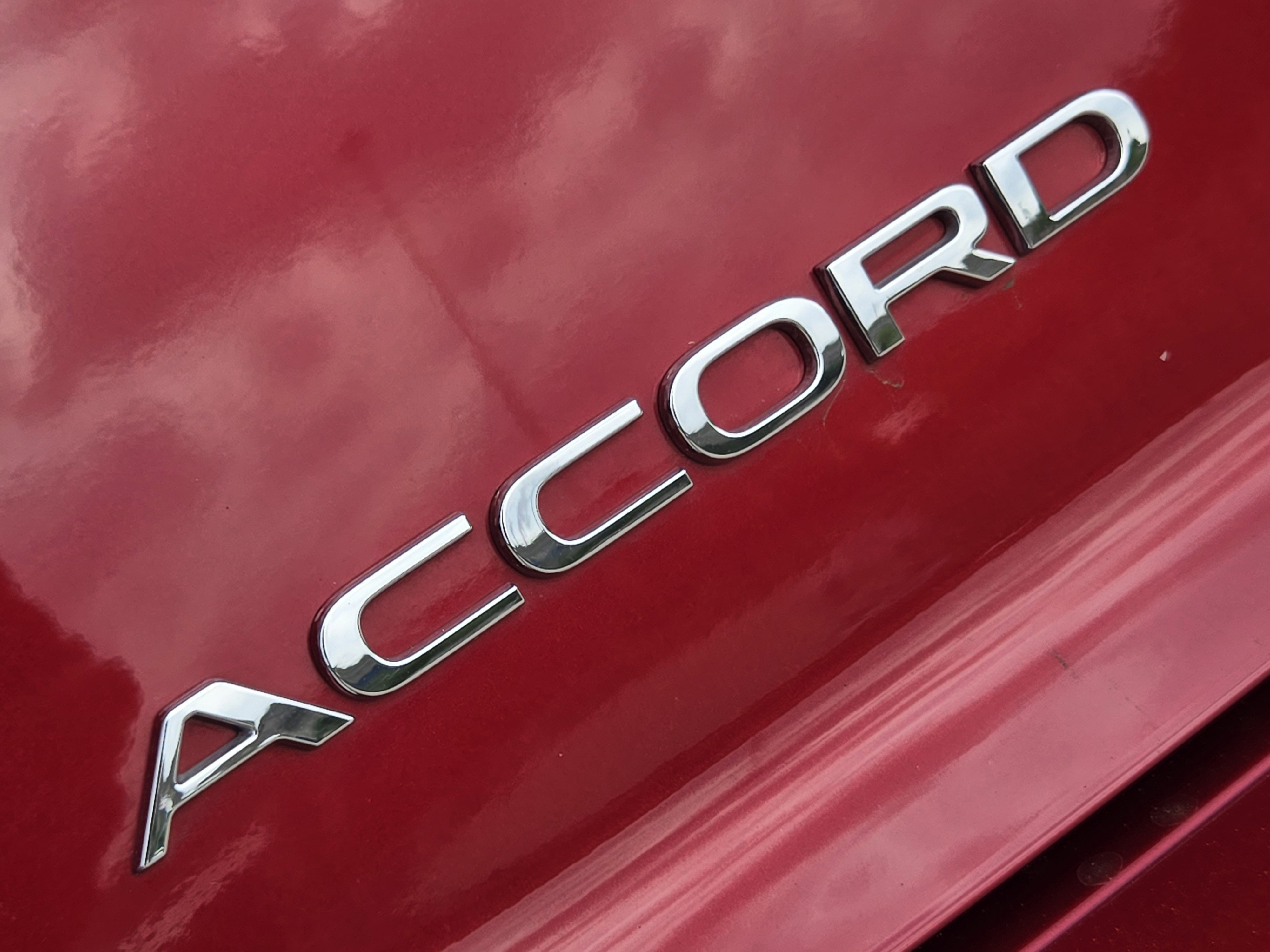 Certified 2025 Honda Accord SE image 30
