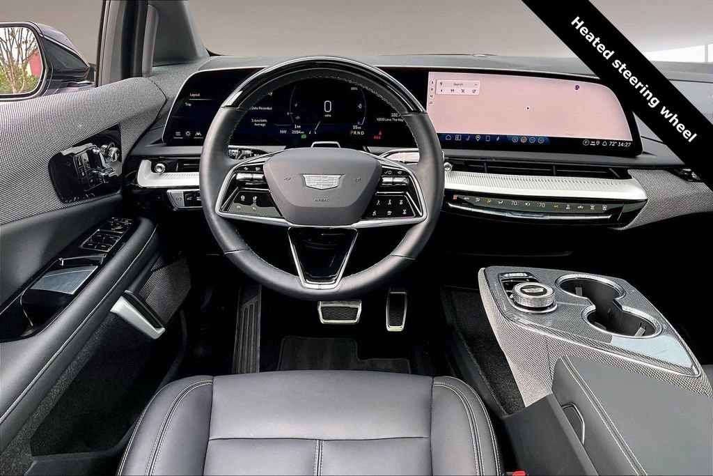 Used 2025 Cadillac Optiq Luxury 1 image 5