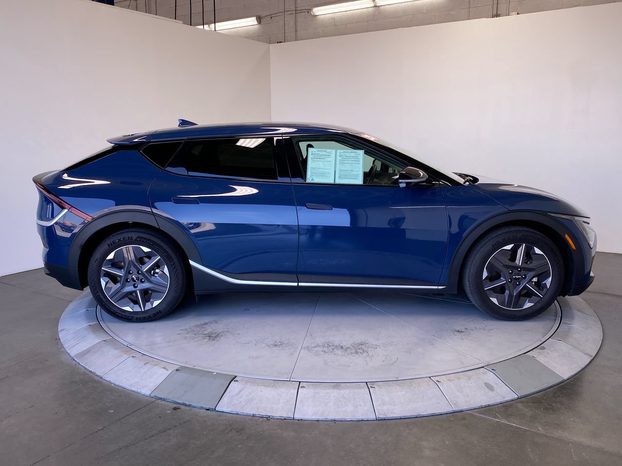 Certified 2025 Kia EV6 Light RWD image 6