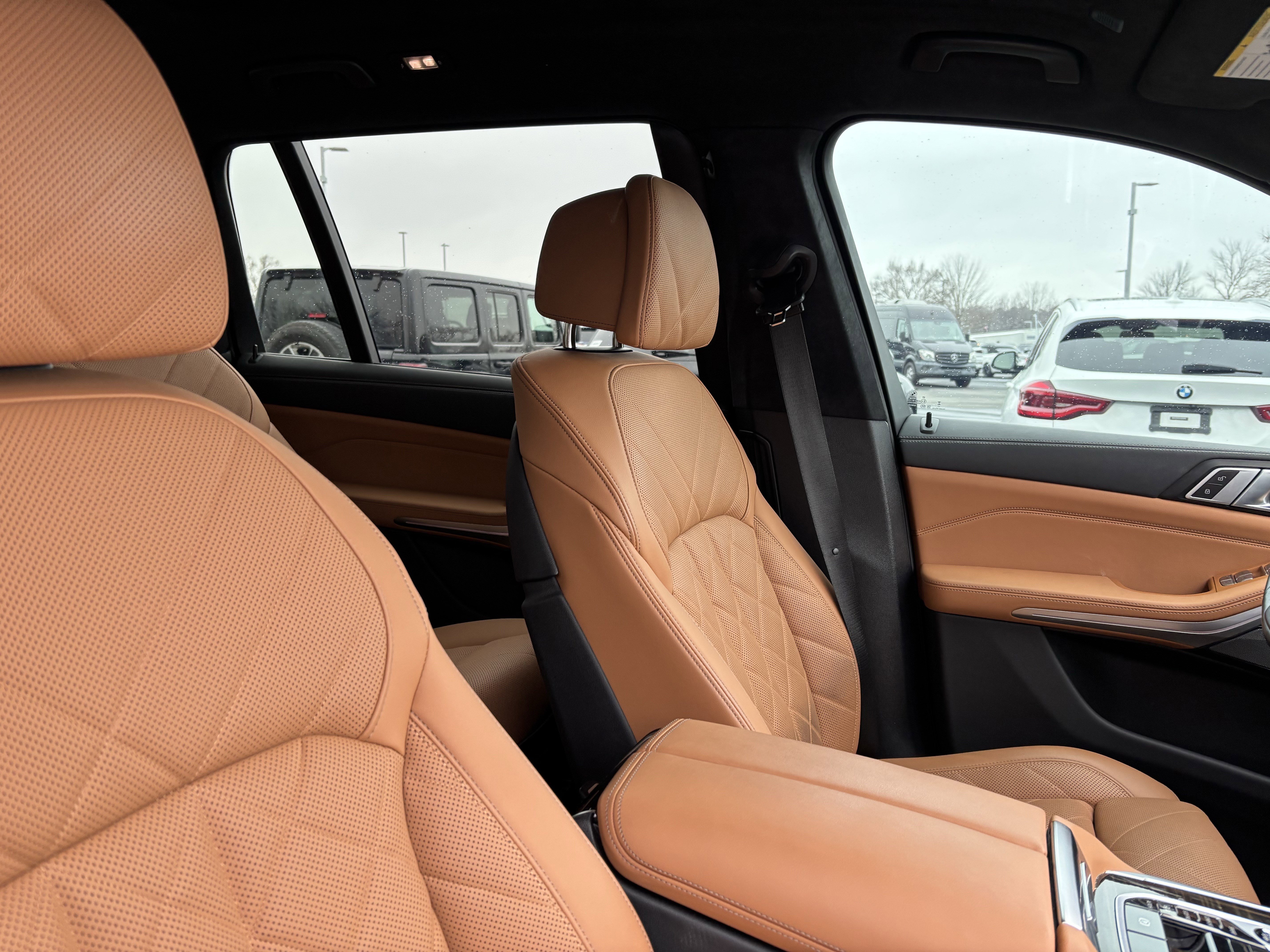 Certified 2024 BMW X7 xDrive40i w/ Executive Package image 34