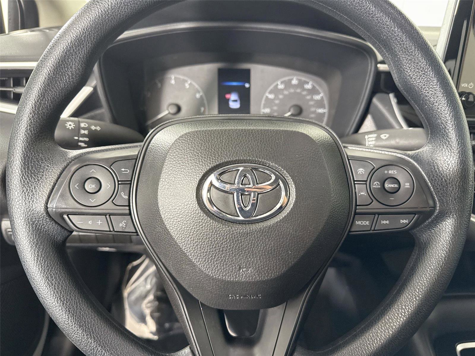 Certified 2025 Toyota Corolla LE image 16