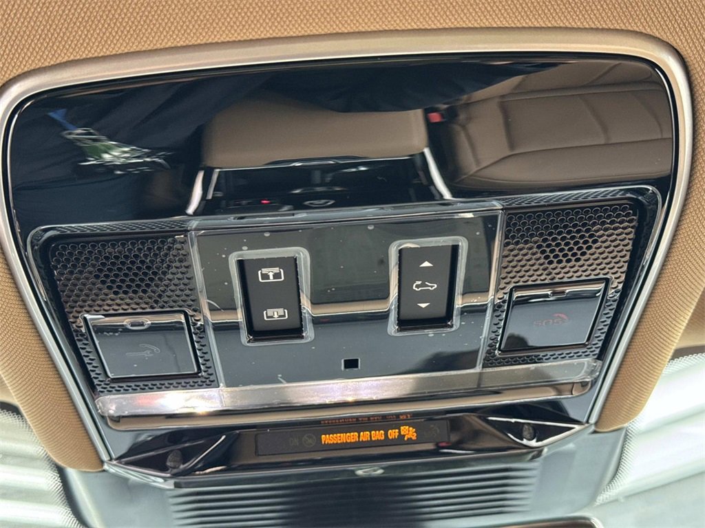 New 2026 Land Rover Range Rover Sport SE image 23