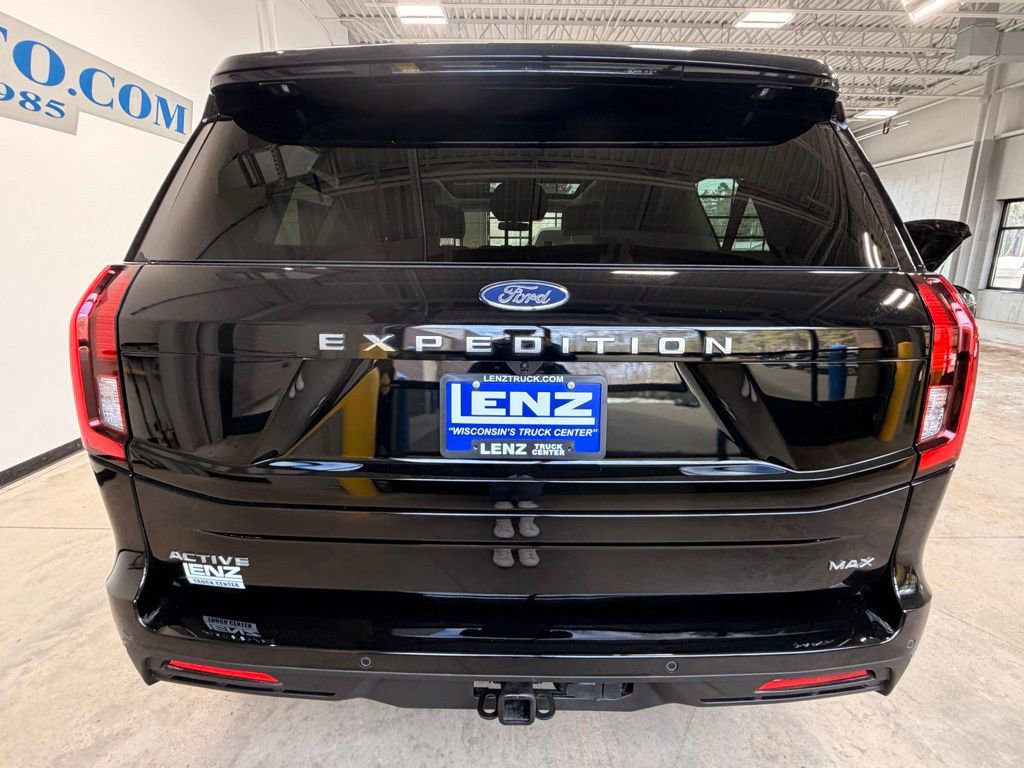 Used 2025 Ford Expedition Max Active image 6