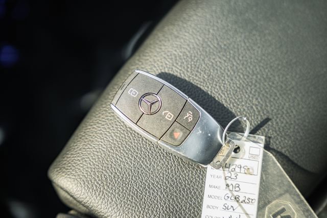 Used 2023 Mercedes-Benz GLB 250 4MATIC w/ Premium Package image 46