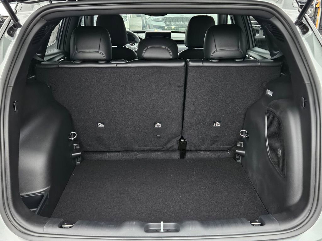 New 2025 Jeep Compass Limited w/ Sun & Sound Group image 27