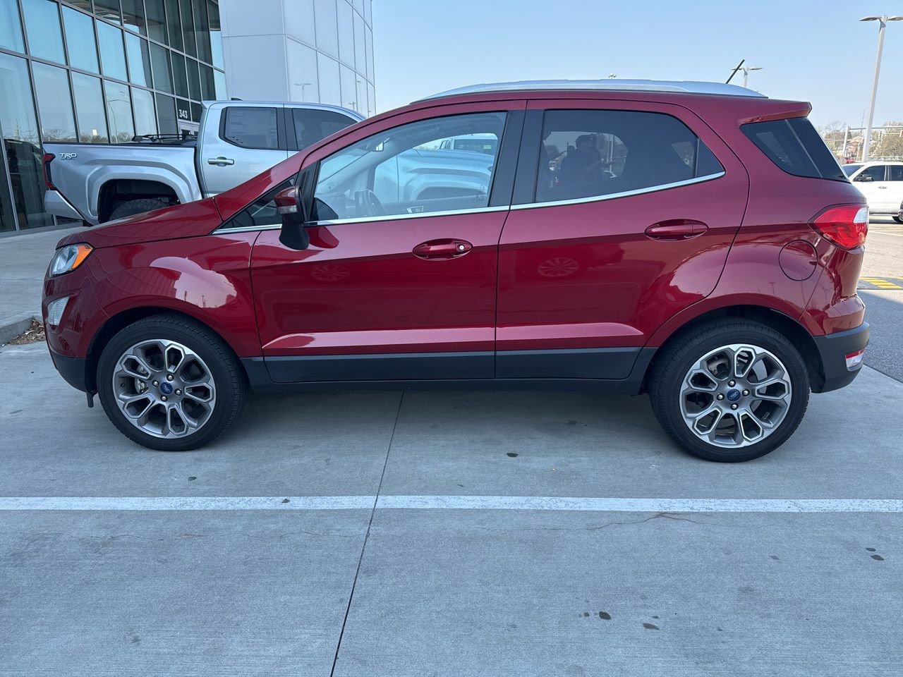 Used 2020 Ford EcoSport Titanium image 6