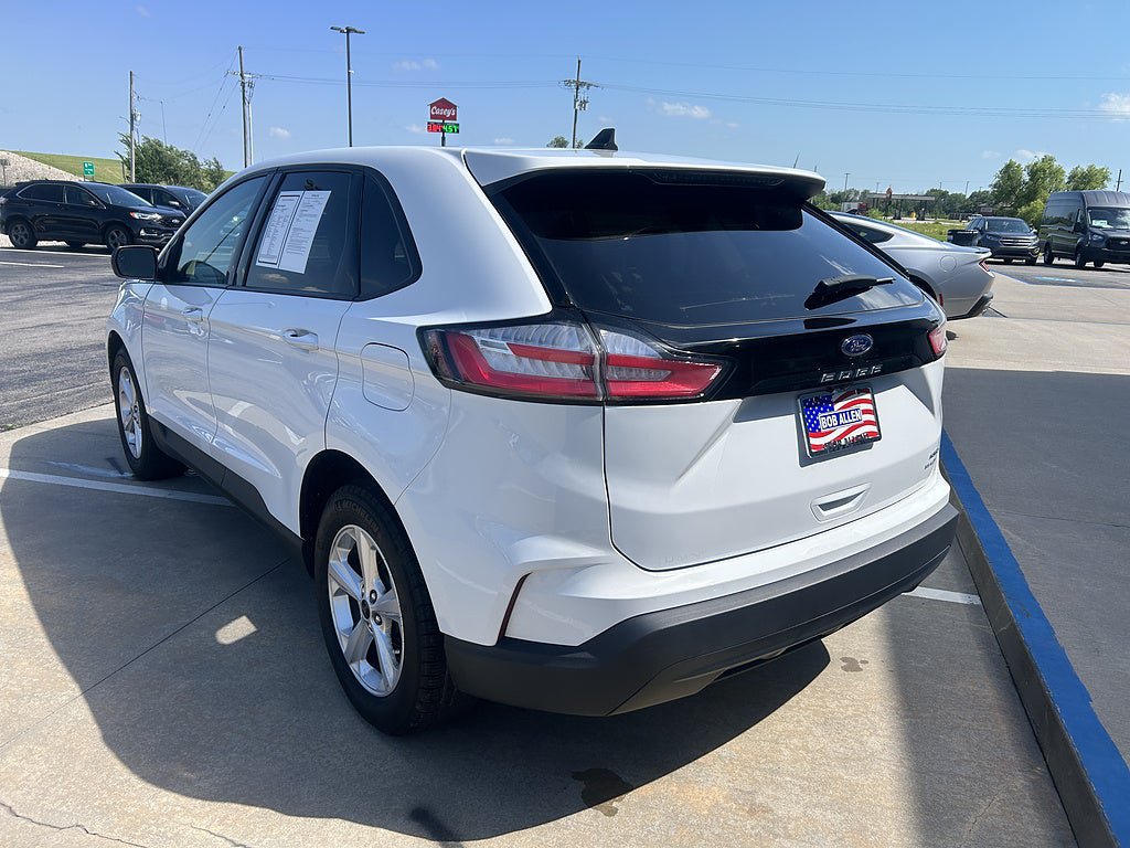 Used 2024 Ford Edge SE AWD/4WD image 3