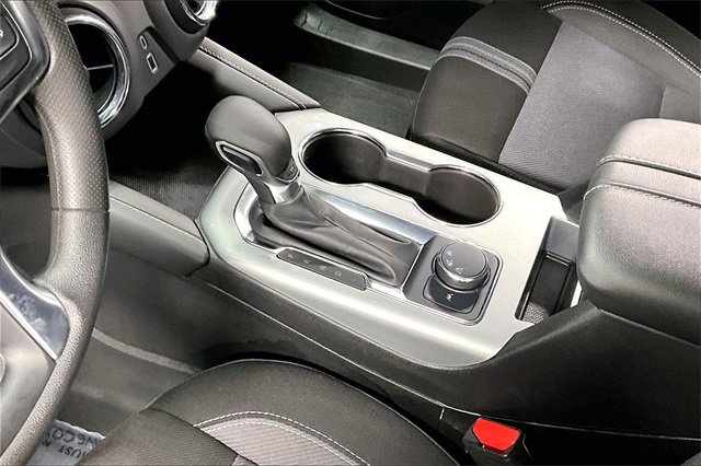 Used 2025 Chevrolet Blazer LT image 18