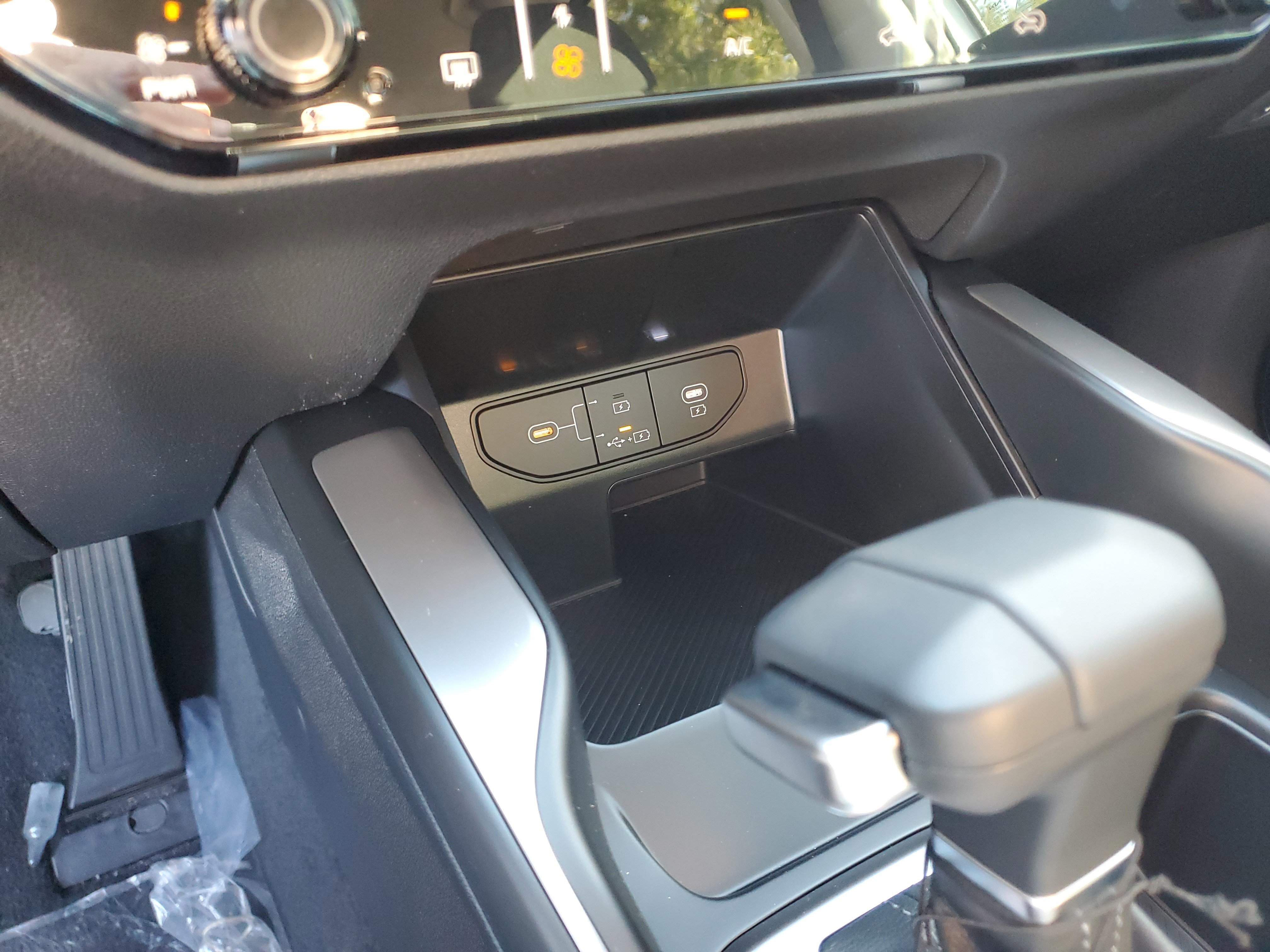New 2026 Kia Sorento LX FWD image 21