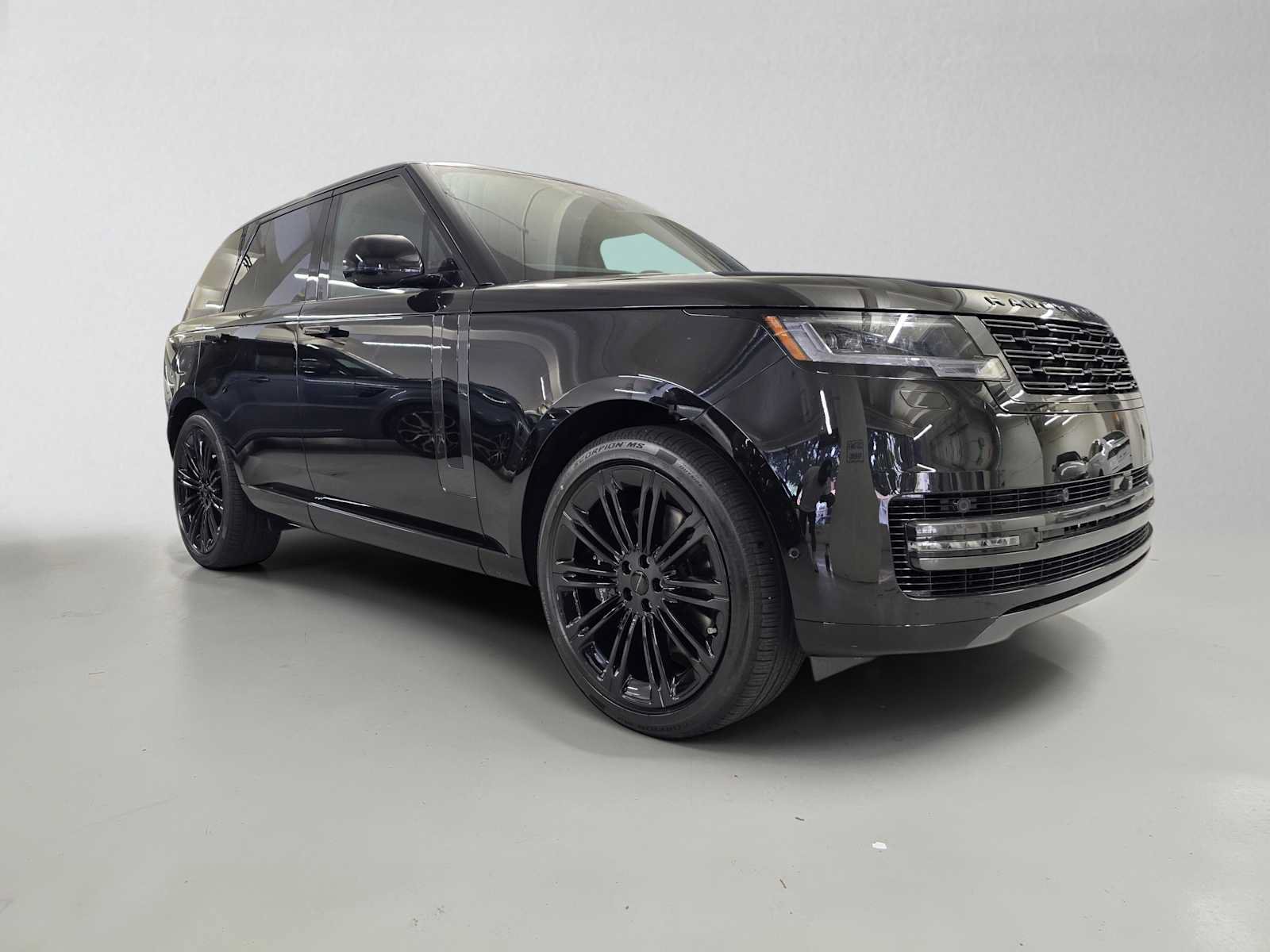 New 2026 Land Rover Range Rover SE AWD/4WD image 7