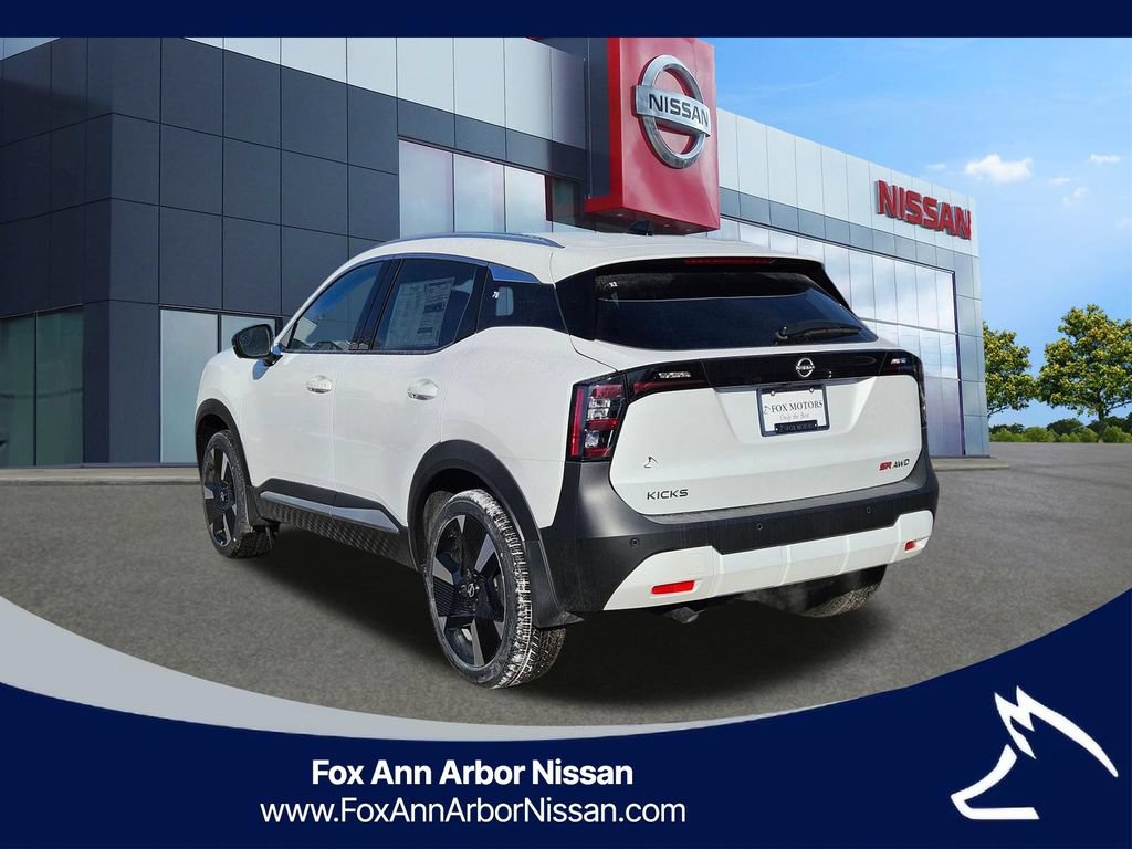 New 2026 Nissan Kicks SR w/ SR Premium Package AWD/4WD image 3