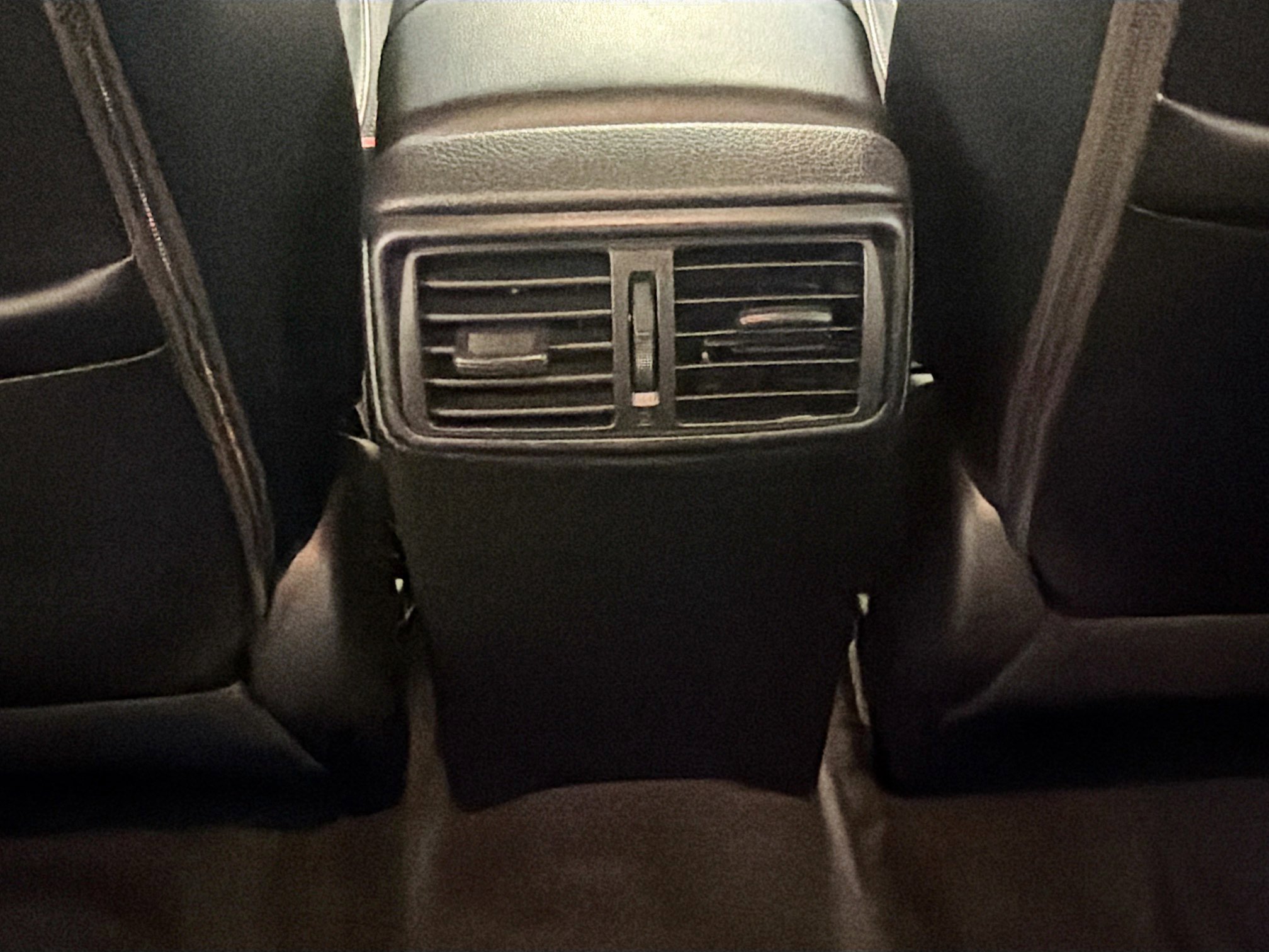 Used 2018 Nissan Rogue SL image 28