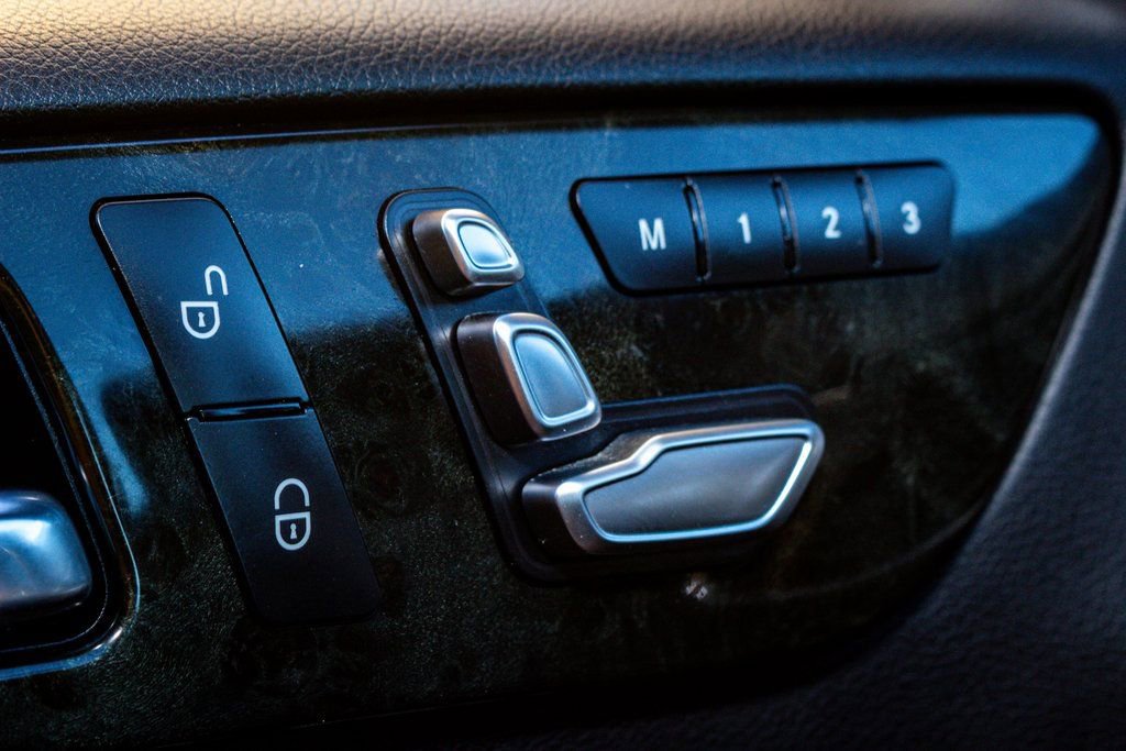 Used 2018 Mercedes-Benz GLE 350 4MATIC w/ Premium 2 Package image 18