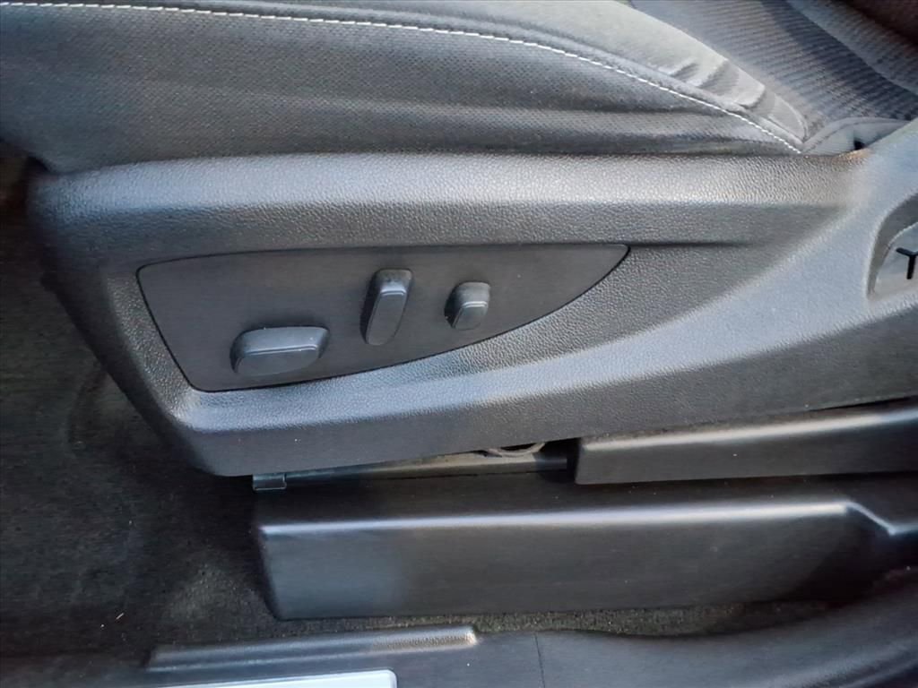 Used 2017 Chevrolet Silverado 1500 LT w/ All Star Edition AWD/4WD image 12