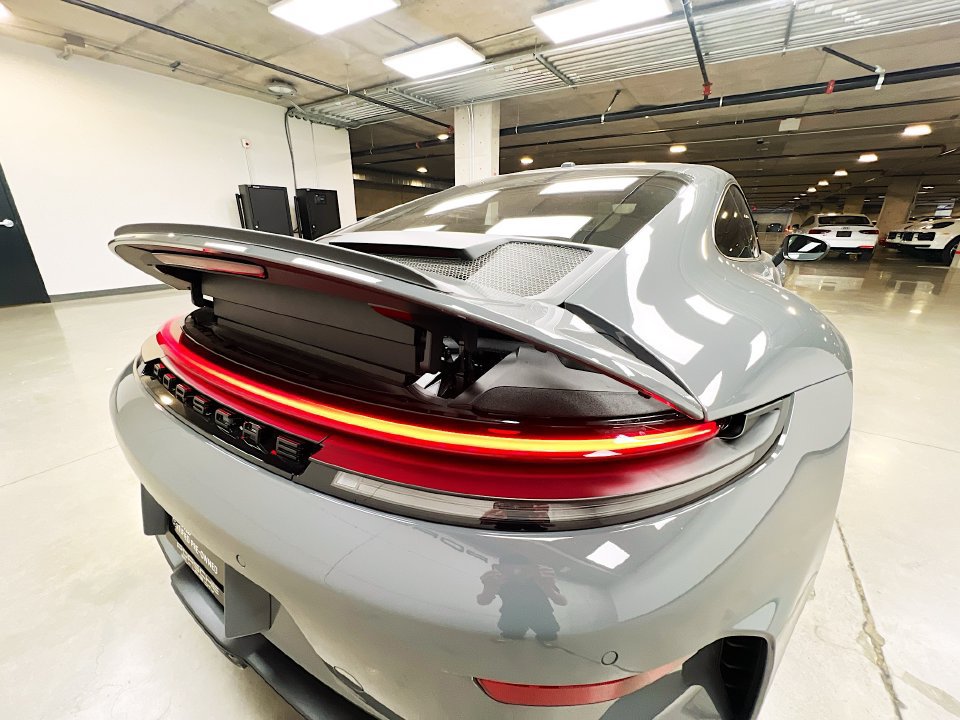 Certified 2026 Porsche 911 GT3 RWD image 35
