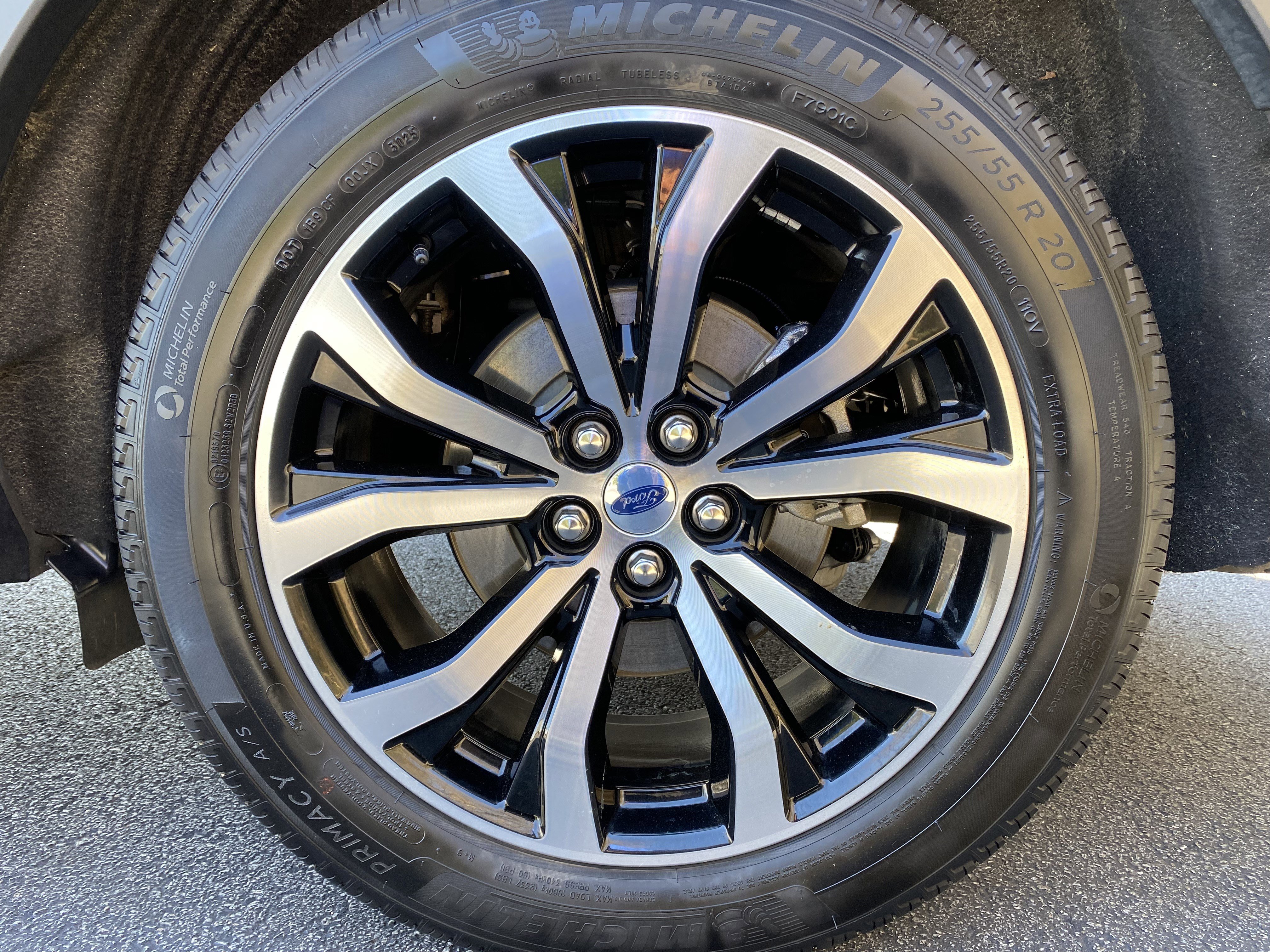 Used 2025 Ford Explorer ST-Line w/ Premium Package image 41