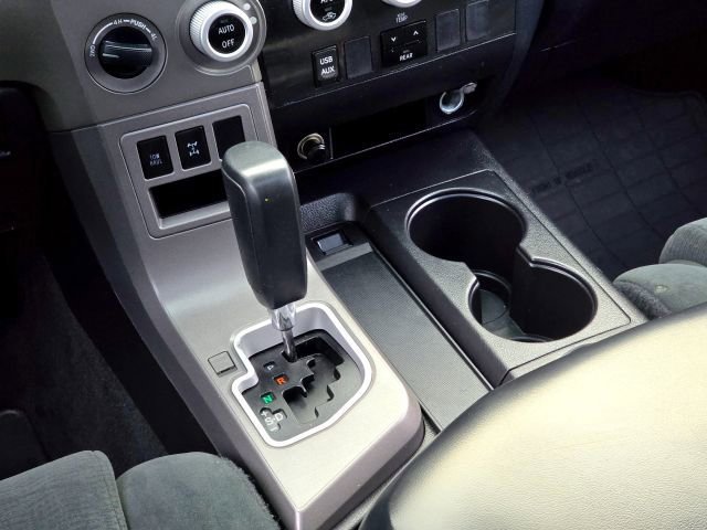 Used 2015 Toyota Sequoia SR5 image 19