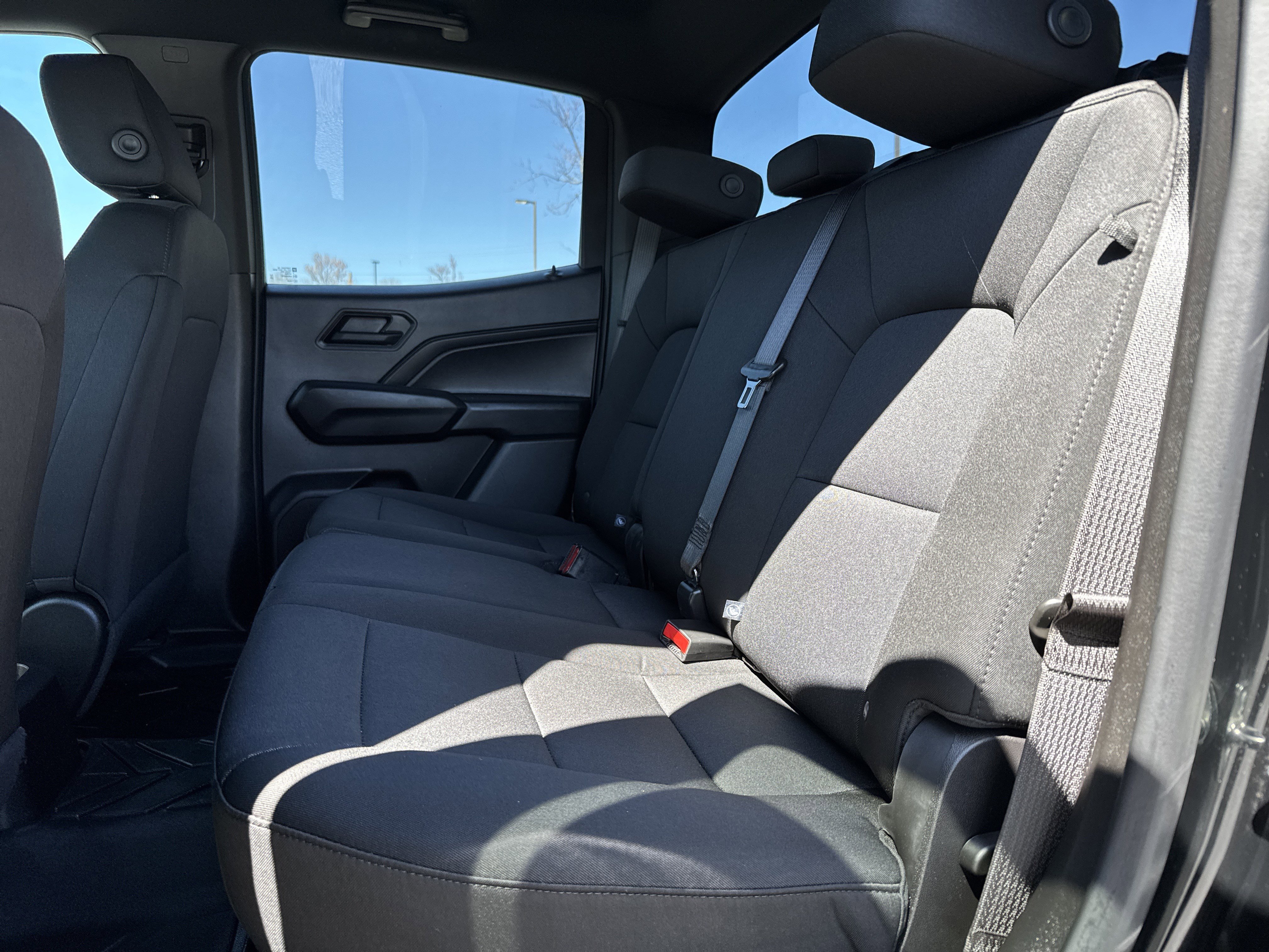 Used 2024 Chevrolet Colorado W/T image 29