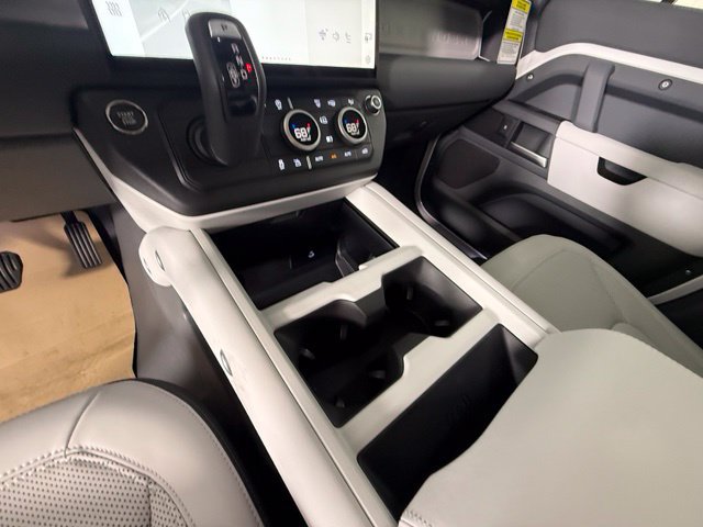 New 2026 Land Rover Defender 110 S AWD/4WD image 19