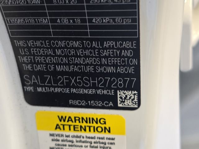 Certified 2025 Land Rover Range Rover Evoque Dynamic SE AWD/4WD image 37