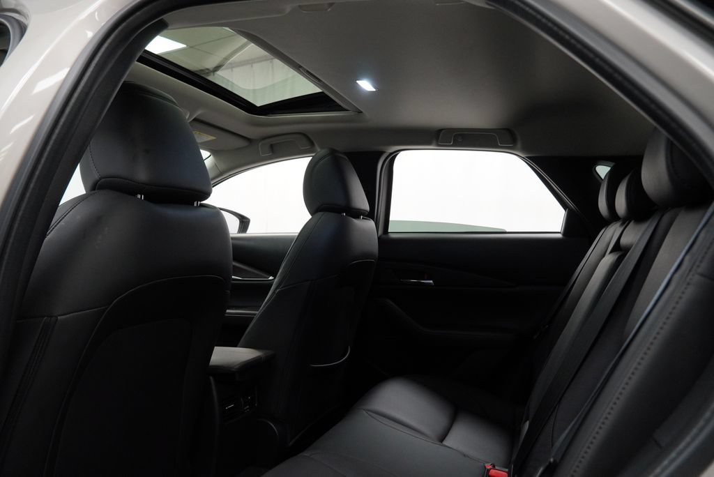 Used 2023 MAZDA CX-30 AWD 2.5 S w/ Premium Package image 12