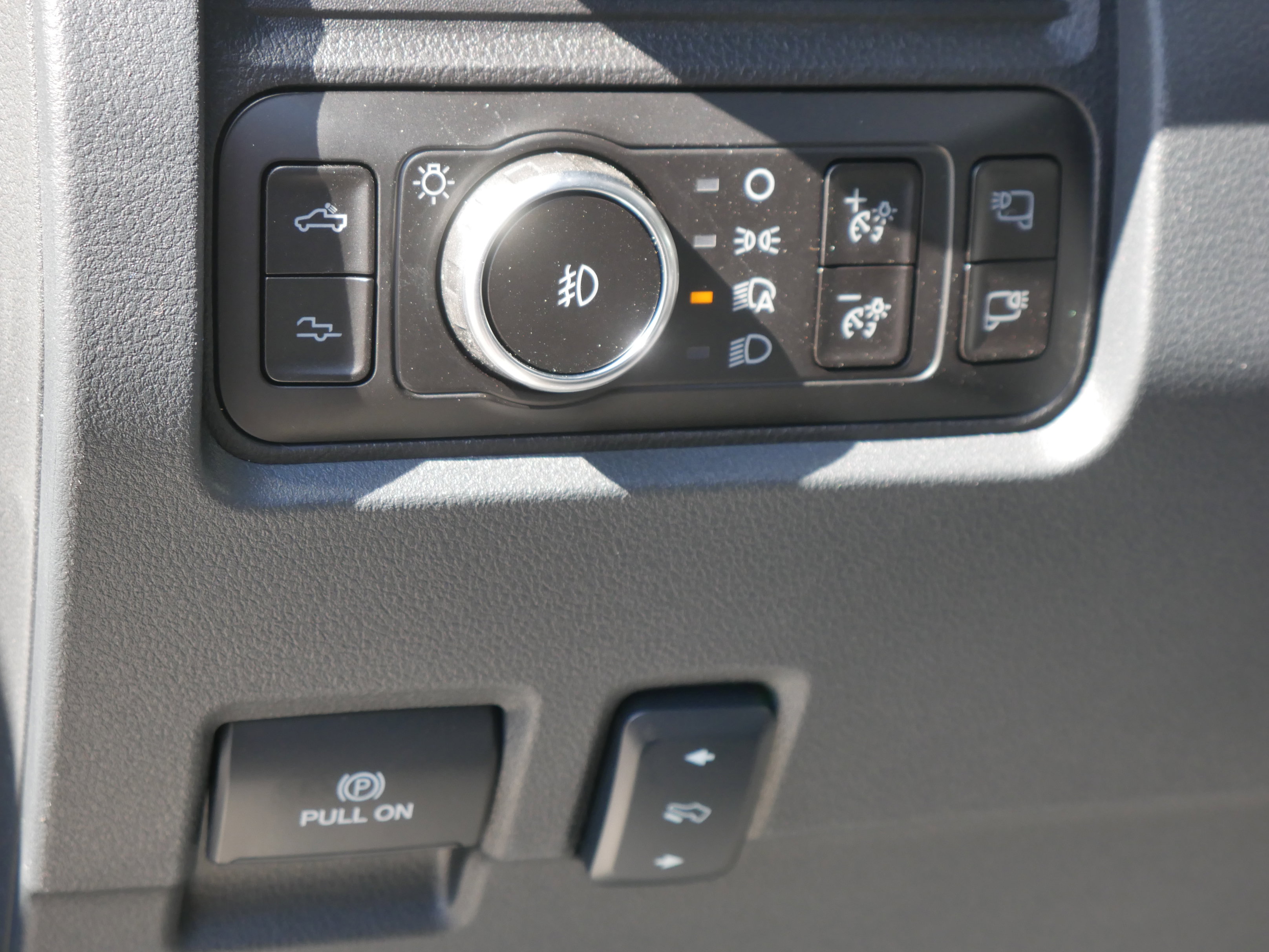 New 2026 Ford F350 Platinum image 6