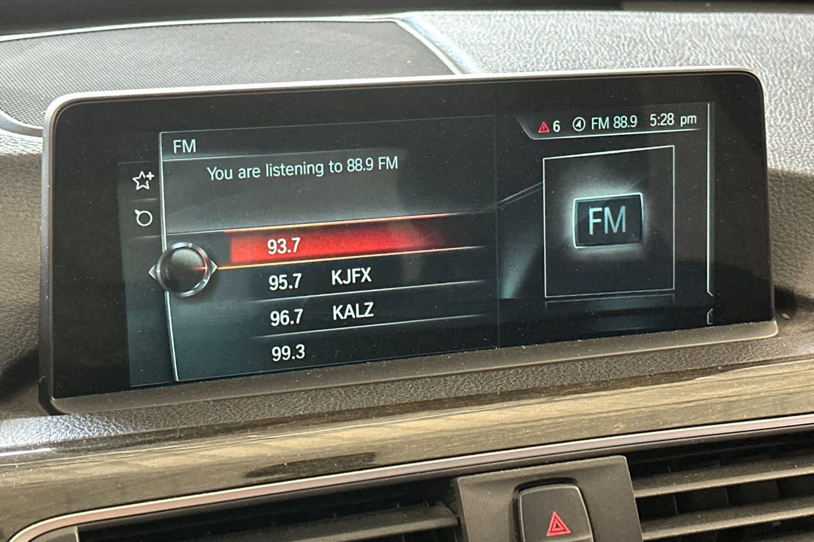 Used 2017 BMW 330i Sedan RWD image 17