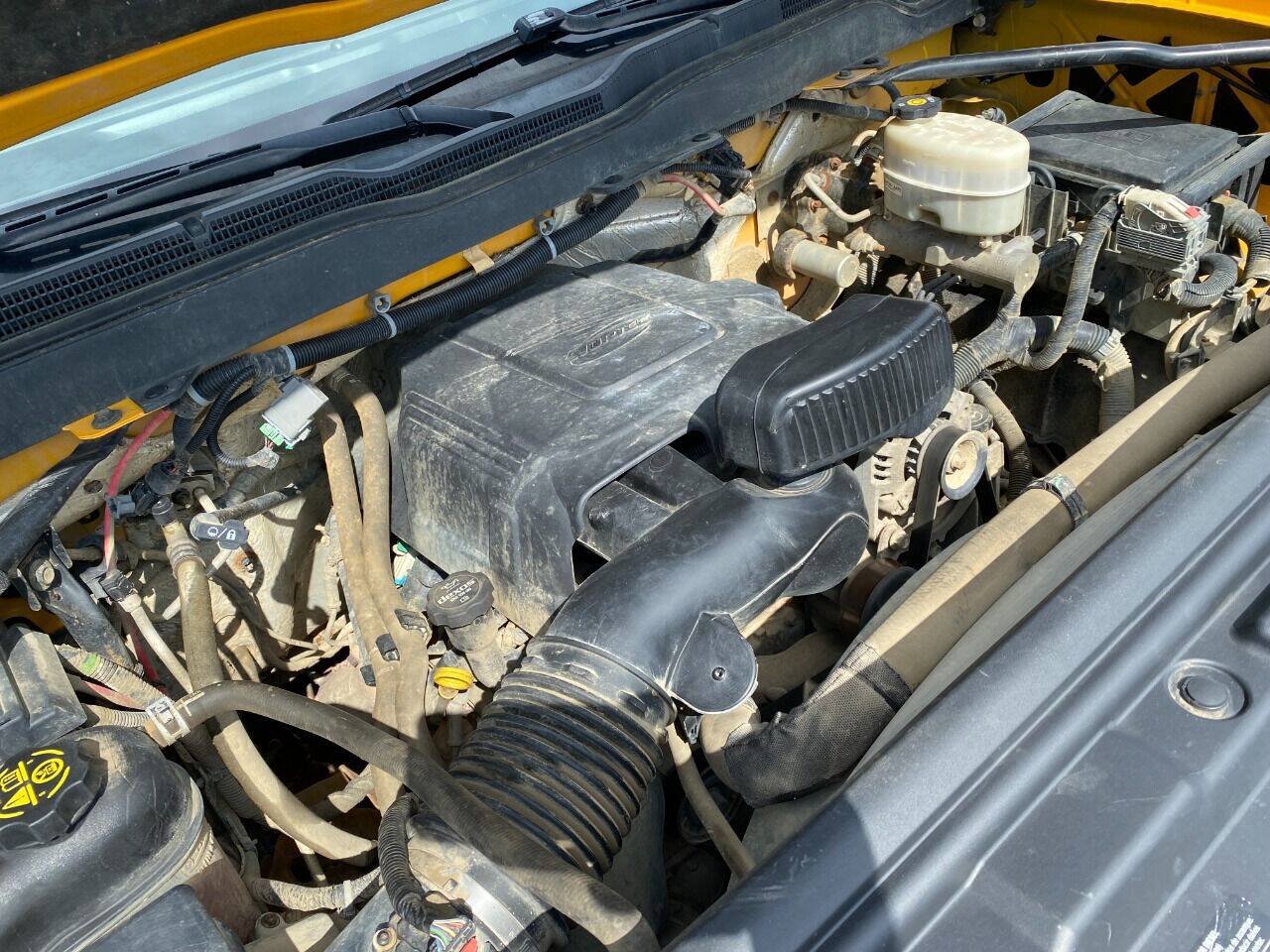 Used 2017 Chevrolet Silverado 2500 LT AWD/4WD image 44