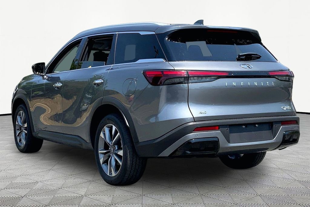 Used 2023 INFINITI QX60 Luxe AWD/4WD image 4