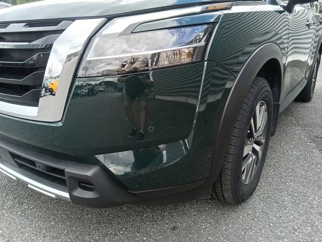 Used 2024 Nissan Pathfinder SL AWD/4WD image 9