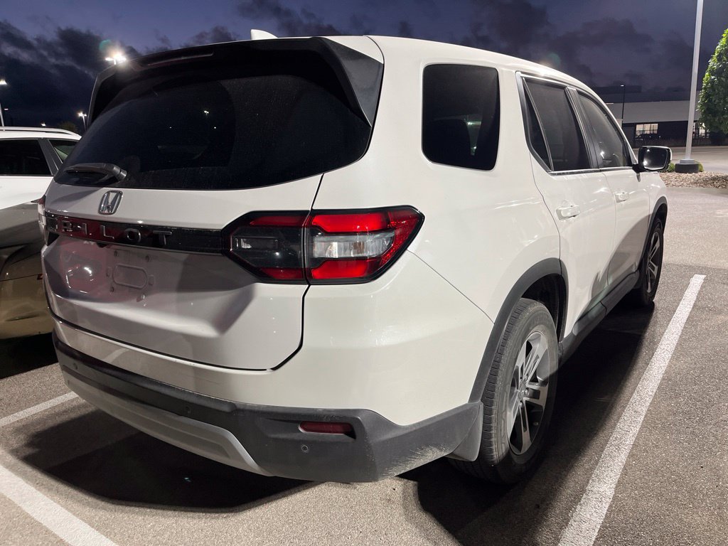 Used 2024 Honda Pilot EX-L image 3