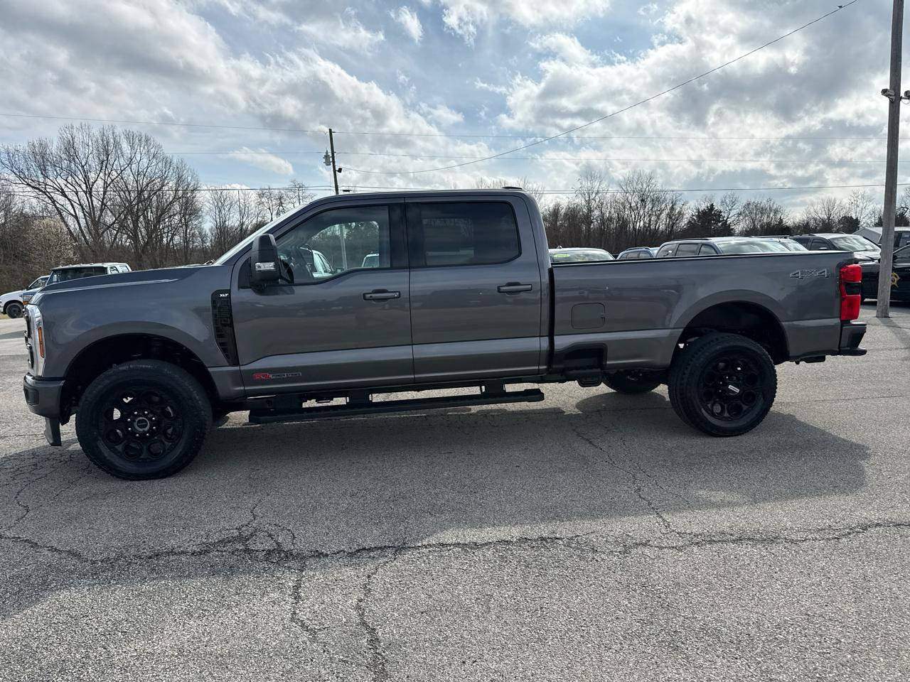 New 2026 Ford F250 XLT w/ XLT Premium Package AWD/4WD image 13