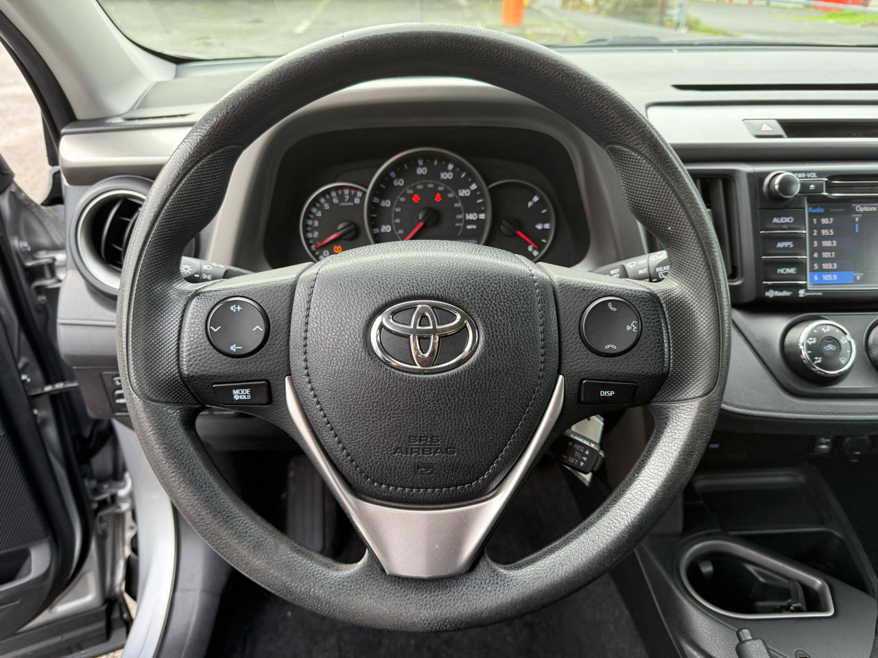 Used 2016 Toyota RAV4 LE image 21