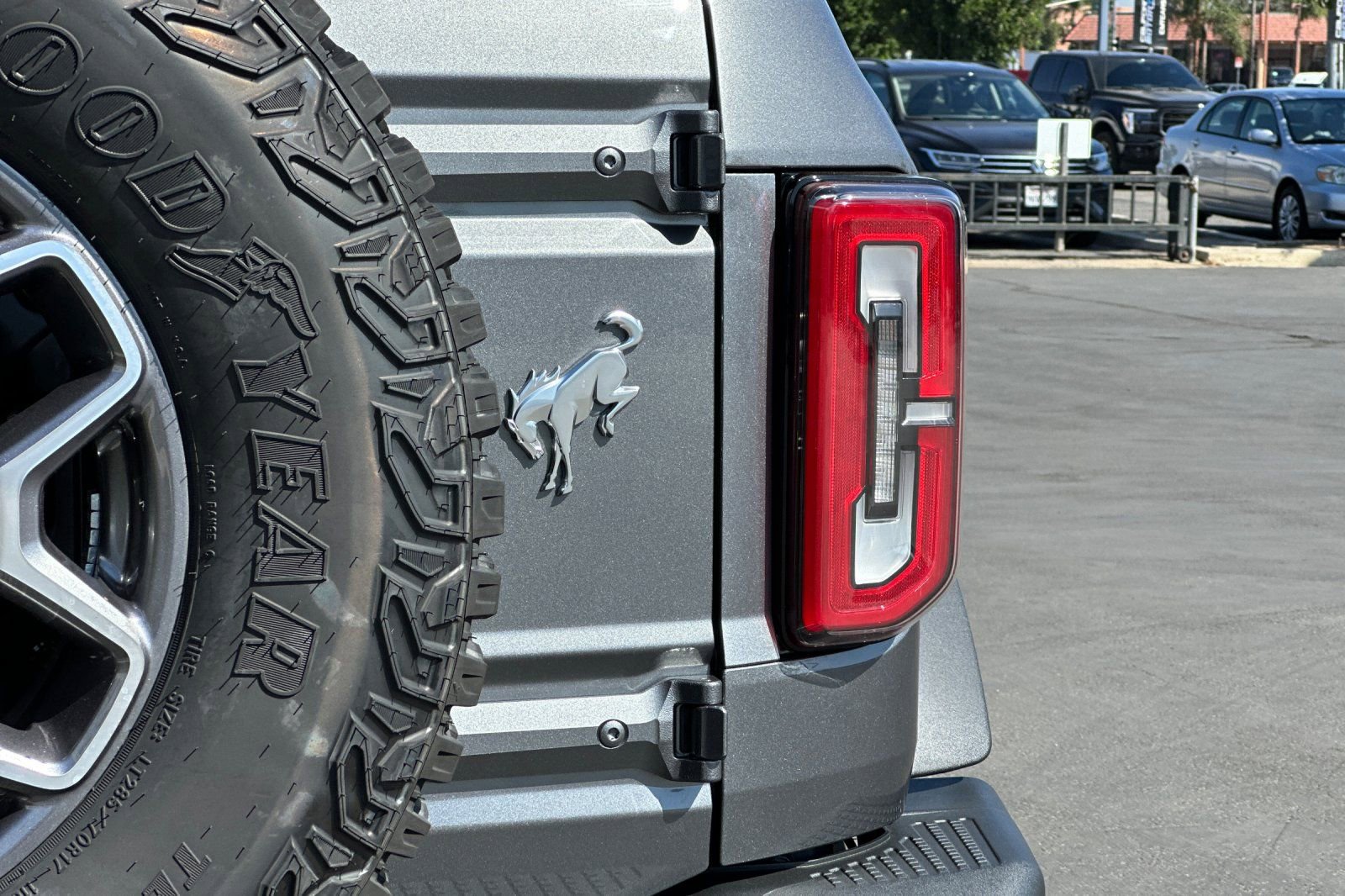 New 2025 Ford Bronco Badlands image 27