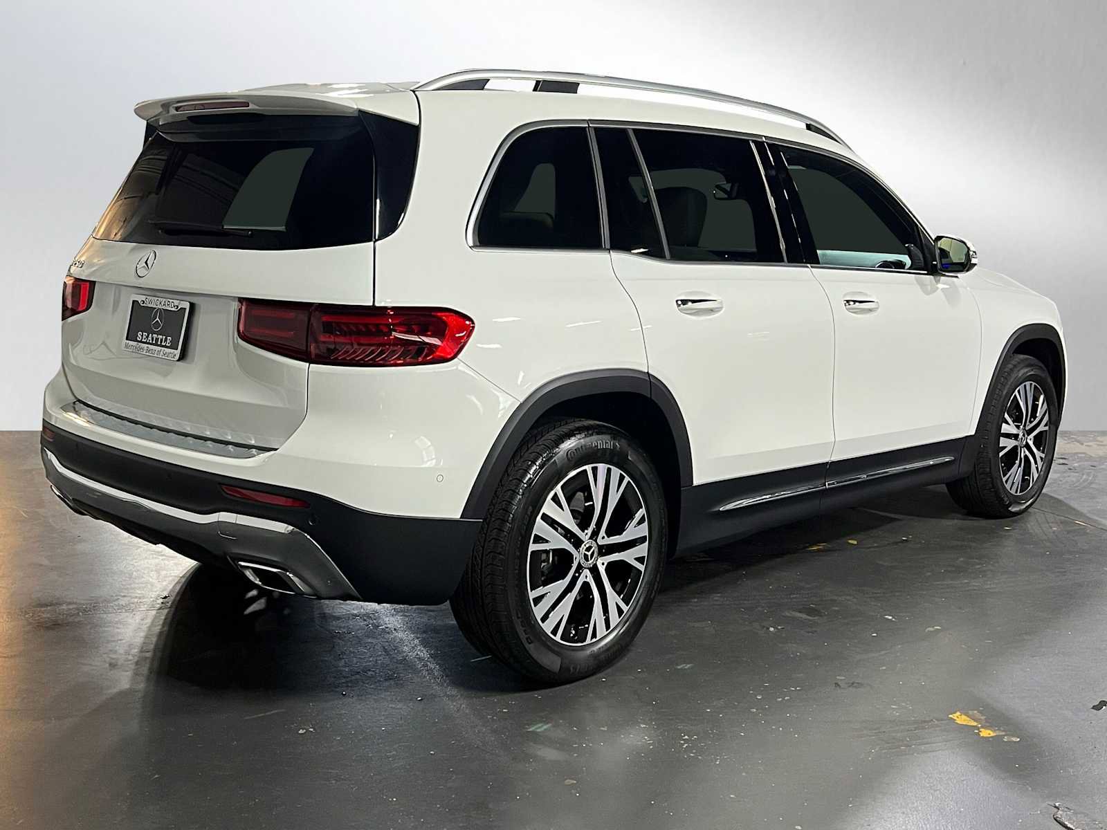 Certified 2025 Mercedes-Benz GLB 250 GLB 250 image 3