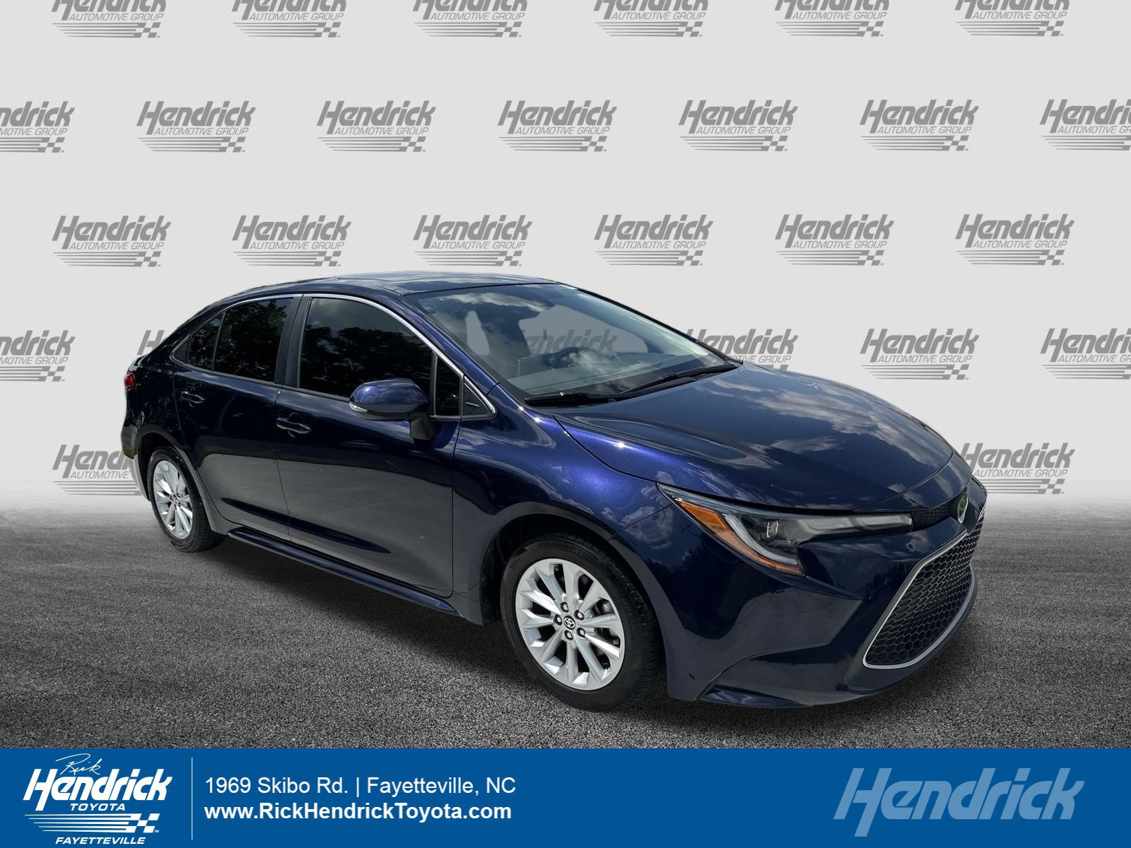 Certified 2020 Toyota Corolla XLE FWD video 1