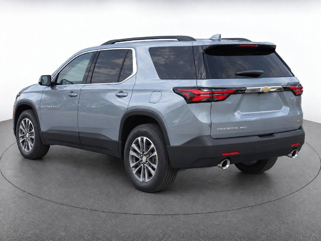 Used 2023 Chevrolet Traverse LT AWD/4WD image 4