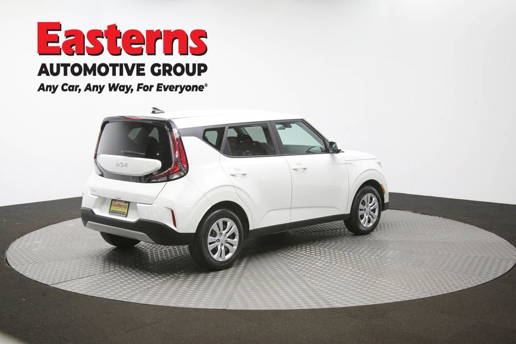 Used 2025 Kia Soul LX FWD image 41