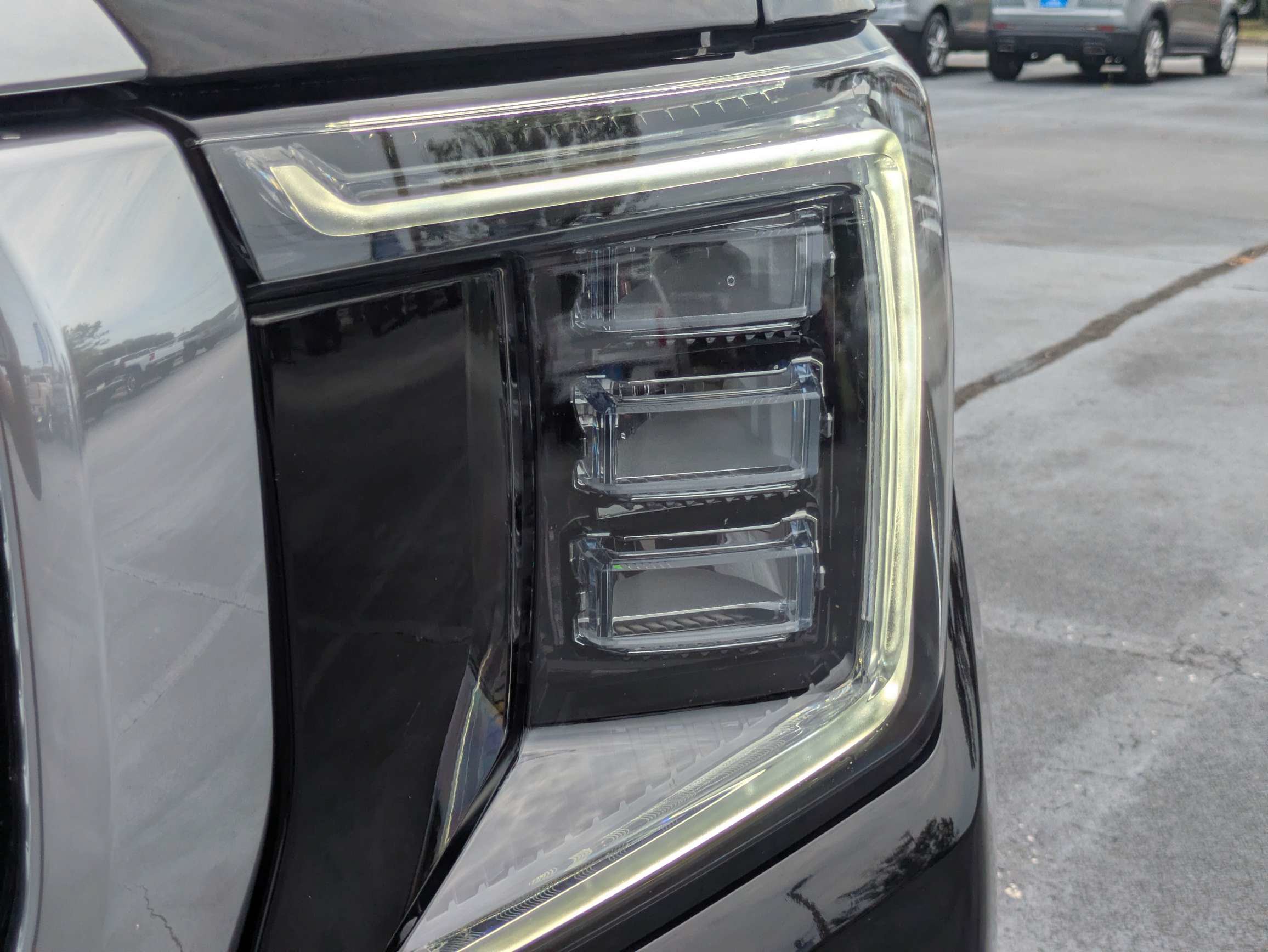 Used 2023 GMC Yukon Denali w/ Denali Reserve Package AWD/4WD image 31